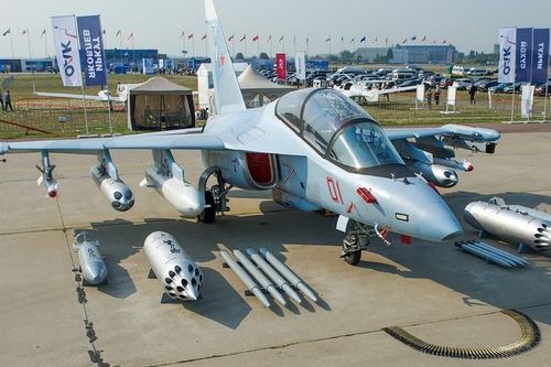 Chiến đấu cơ Yak-130M sẽ thay thế toàn bộ phi đội Su-25 của Nga?