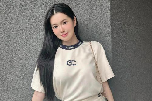 Có đoạn cắt phim trên 10 triệu view, nữ phụ 'Đi giữa trời rực rỡ' nói gì khi được khen 'lấn át' cặp chính?