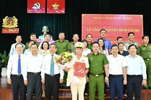 Điều động, bổ nhiệm nhân sự Công an 2 tỉnh thành