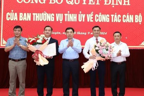 Chỉ định tân Bí thư Huyện ủy, giới thiệu nhân sự bổ nhiệm Giám đốc Sở