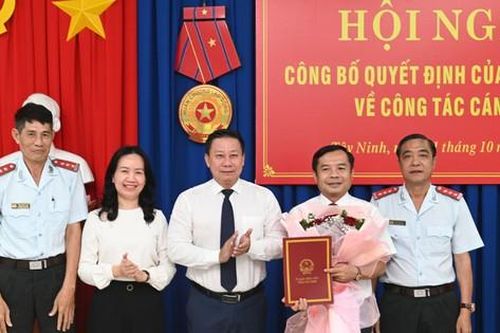 Bổ nhiệm Phó Chủ nhiệm Thường trực Ủy ban Kiểm tra Tỉnh ủy giữ chức Chánh Thanh tra tỉnh