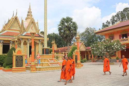 Ấm áp Lễ Sen Dolta của đồng bào Khmer tỉnh Trà Vinh