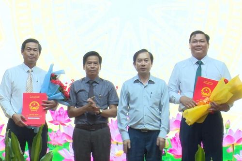 Quận Liên Chiểu công bố các quyết định về công tác cán bộ