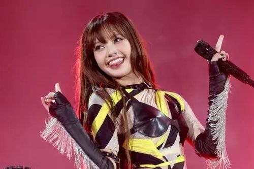 Liên tục hát nhép, Lisa Blackpink bị chỉ trích dữ dội tại Mỹ