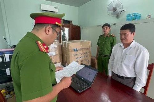 Thất thoát tiền tỷ tại dự án đường nông thôn mới, chủ tịch xã bị khởi tố