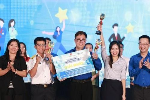 Tìm ra quán quân cuộc thi Olympic tiếng Anh dành cho cán bộ trẻ toàn quốc năm 2024