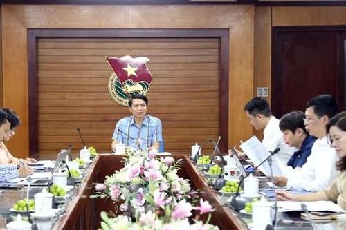 T.Ư Hội LHTN Việt Nam xét chọn gương tiêu biểu tặng Giải thưởng 15 tháng 10