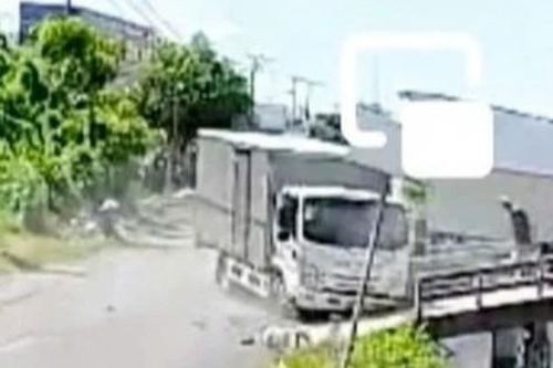 Khởi tố tài xế xe tải chạy quá tốc độ, tông đứt lìa 2 chân nữ sinh