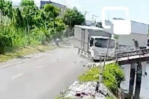 Khởi tố tài xế lái xe vi phạm tốc độ gây tai nạn cho 2 nữ sinh
