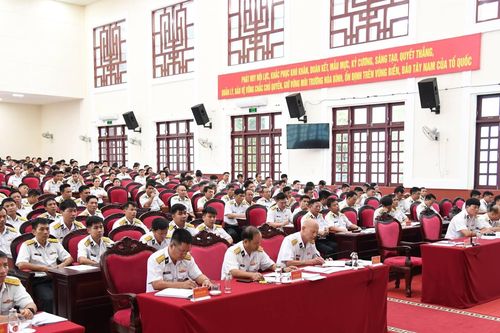 Bộ Tư lệnh Vùng 5 Hải quân nâng cao nhận thức, ý thức chấp hành pháp luật