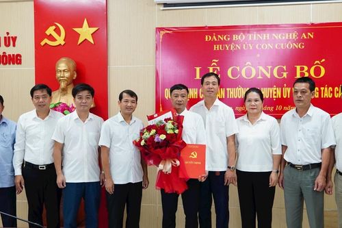 Ông Lê Thành Đô được bổ nhiệm giữ chức Chánh Văn phòng Huyện ủy Con Cuông