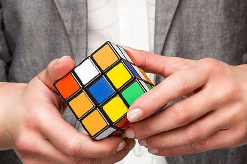 10 sự thật đáng ngạc nhiên về khối Rubik mà bạn không thể bỏ lỡ