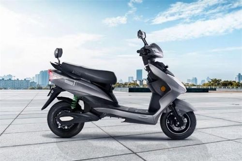 Kèo căng cho Honda Vision, 'xe ga quốc dân' mới ra mắt đẹp lấn át cả Air Blade, giá rẻ 23 triệu đồng