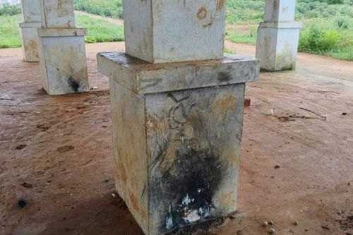Gia Lai: Chợ xã xây tiền tỷ nhưng tiểu thương 'ngó lơ', nhiều hạng mục hư hỏng, xuống cấp