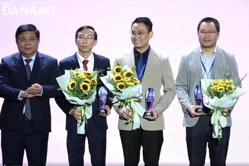 Đà Nẵng được vinh danh với giải pháp 'Phát triển hệ sinh thái bán dẫn cho tương lai'