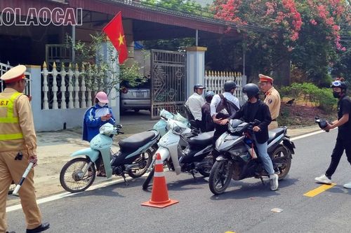 Đảm bảo an toàn giao thông cho lứa tuổi học sinh