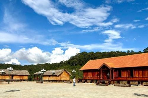 Lạc Dương: Đưa vào sử dụng Làng truyền thống dân tộc K'Ho