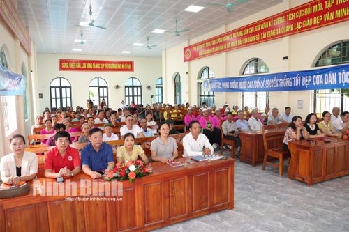 Hưởng ứng Ngày Quốc tế Người cao tuổi và Tháng hành động quốc gia vì người cao tuổi năm 2024
