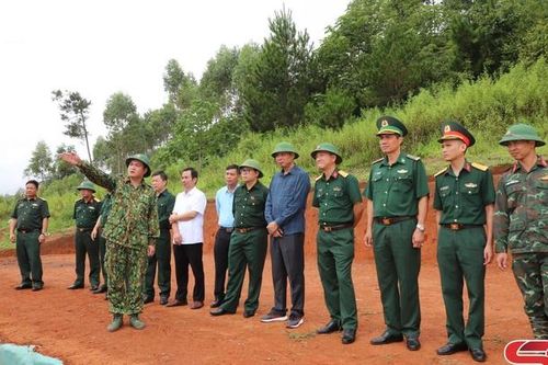 Kiểm tra công tác chuẩn bị diễn tập khu vực phòng thủ huyện Mai Sơn