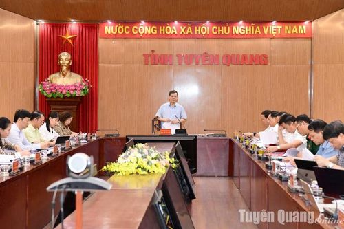 Họp chuyên đề UBND tỉnh tháng 10