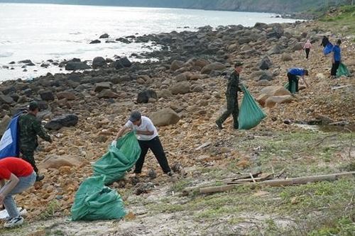 Mỗi ngày có tới 25 tấn rác thải phát sinh tại Côn Đảo