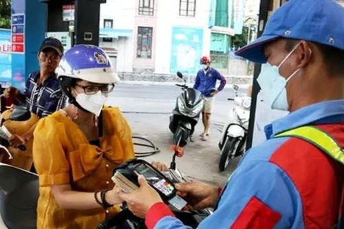 Ra mắt ứng dụng PVOIL 4U mua xăng trước trả tiền sau