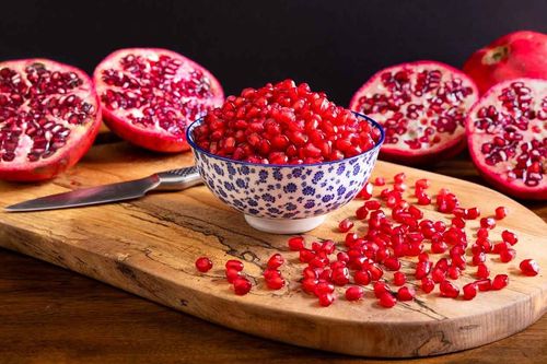 Những cách tách hạt lựu nhanh và dễ