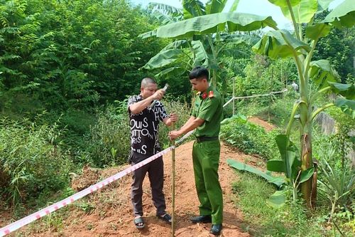 Đồi Vẽo bị nứt, đe dọa 139 hộ dân