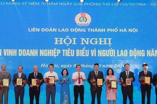 Tôn vinh 100 sáng kiến, sáng tạo trong công nhân viên chức lao động