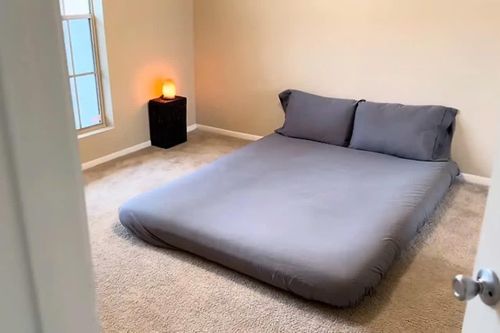Ngôi nhà gây kinh ngạc của người sống siêu tối giản
