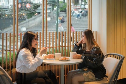 'Ngáp ngắn ngáp dài' đi cà phê từ 5h sáng ở Đà Lạt