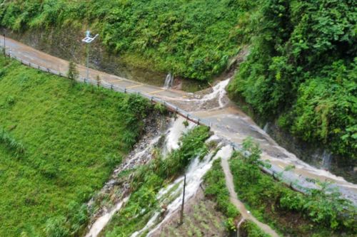 Du lịch Hà Giang ra sao khi sạt lở nhiều tuyến đường?