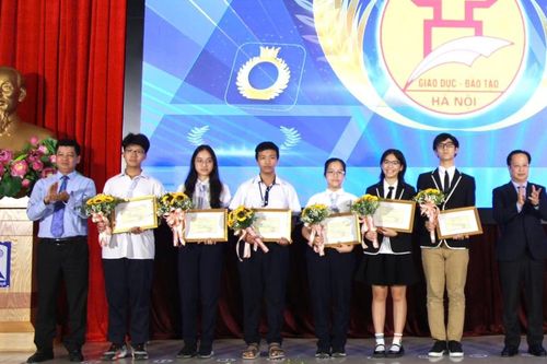Ra mắt đội tuyển tham dự kỳ thi Olympic Khoa học trẻ quốc tế (IJSO) 2024