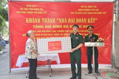 Khánh thành nhà Đại đoàn kết tặng gia đình có hoàn cảnh đặc biệt khó khăn