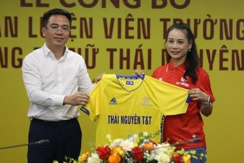 Nữ Thái Nguyên T&T 'gom' quả bóng vàng