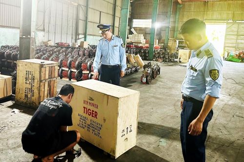 Đà Nẵng: Xử phạt 500 triệu đồng đối với 1 trường hợp nhập khẩu hàng 'nhái'