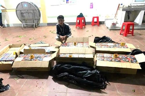 Quảng Trị: Bắt giữ đối tượng vận chuyển 170kg pháo hoa nổ
