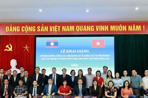Học viện Tư pháp: Khai giảng lớp bồi dưỡng công tác thi hành án cho cán bộ tư pháp nước CHDCND Lào