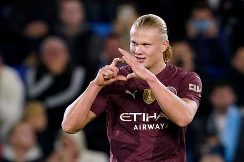 Man City đại thắng, cân bằng kỷ lục của Man United
