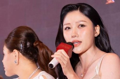 Uyển Ân liệu có thoát được mác 'em gái Trấn Thành'