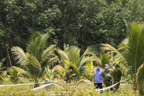 Mâu thuẫn chia đất đai, dùng dao chém anh ruột tử vong