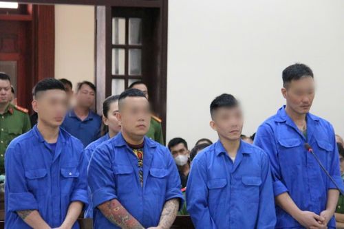 Hai vợ chồng cùng nhau vào tù vì ma túy