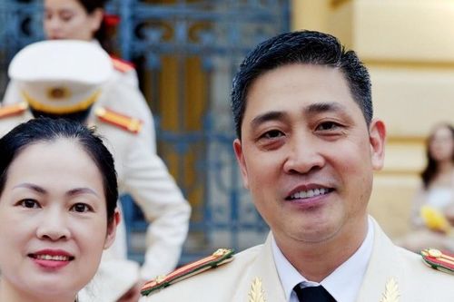NSƯT Hồ Phong: Nhờ lương ngân hàng, lương công an nên vợ chồng tôi sống vừa đủ