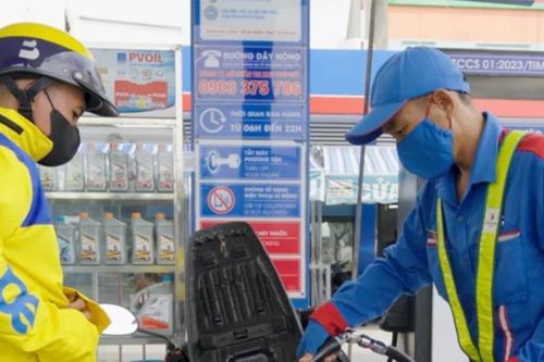 Doanh nghiệp xăng dầu cho phép khách 'đổ xăng trước trả tiền sau' qua App