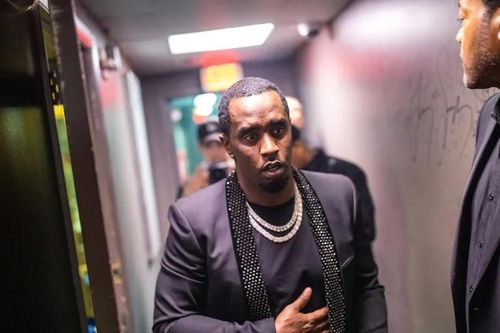 Diddy bị cáo buộc xâm hại bé trai 9 tuổi, 120 người đã tố cáo trùm tình dục