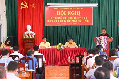 Cử tri Quế Phong đề nghị nâng cấp các tuyến đường miền núi