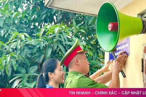 Sáng tạo công trình 'Loa truyền thanh tự động trước cổng trường' ở Thạch Hà