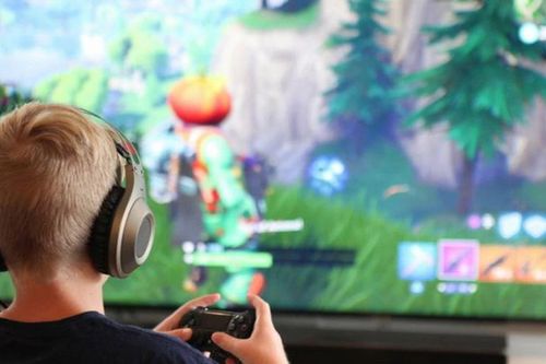 Epic Games ra mắt tính năng bố mẹ kiểm soát thời gian trẻ chơi Fortnite