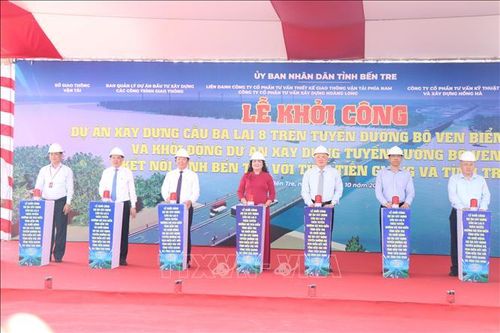 Khởi động xây dựng tuyến đường bộ ven biển nối Bến Tre với Tiền Giang và Trà Vinh