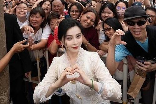 Phạm Băng Băng lộ ảnh đời thực, nhan sắc gây sốc
